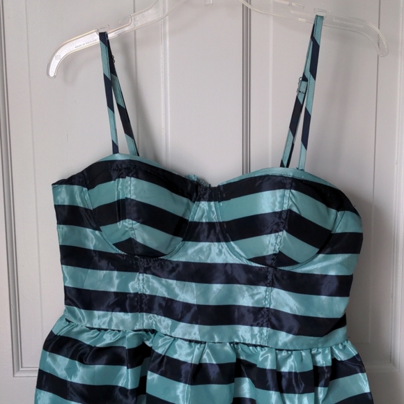 Keds Stripped Dress - Picture 2 of 7